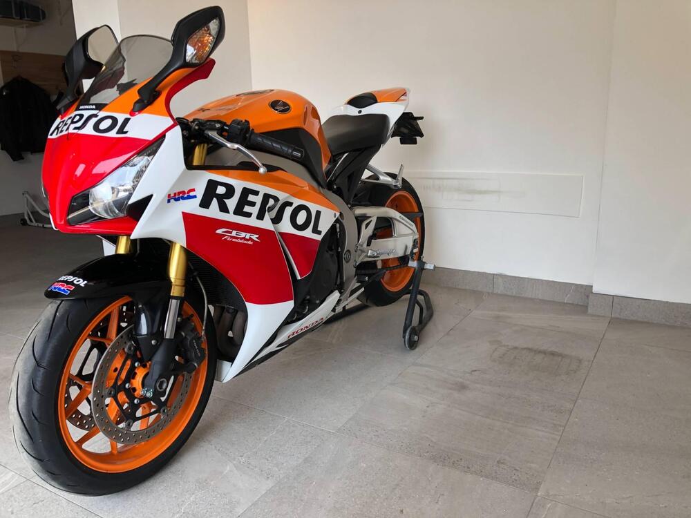 Honda CBR 1000 RR Fireblade (2012 - 16) (3)
