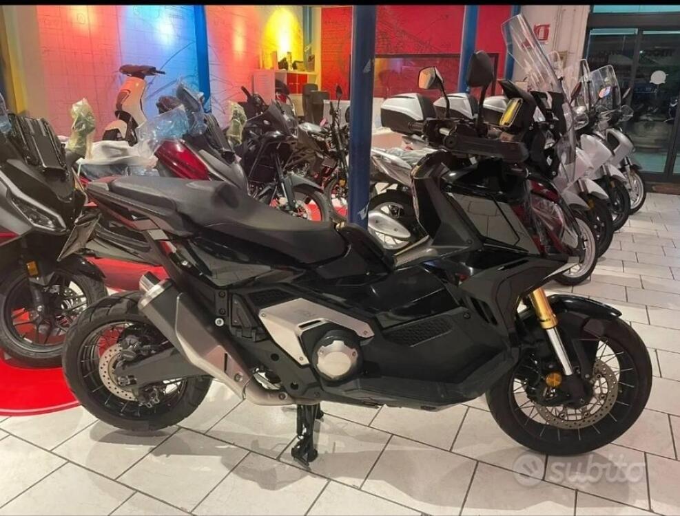 Honda X-ADV 750 DCT Travel (2021 - 24) (4)