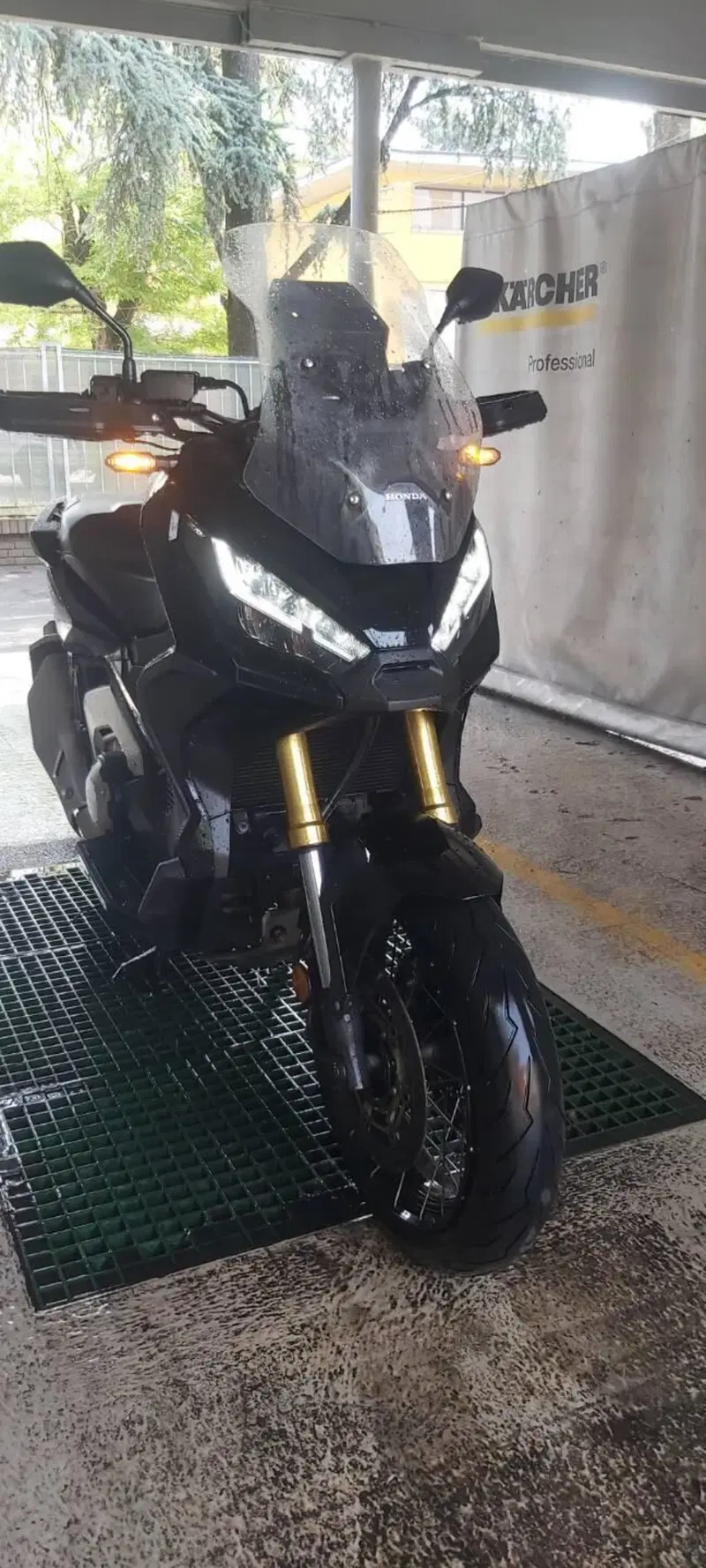 Honda X-ADV 750 DCT Travel (2021 - 24) (9)