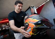 Nolan ha presentato il casco replica di Andrea Iannone