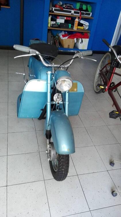 Isomoto ISOMOTO 125 scooter (2)