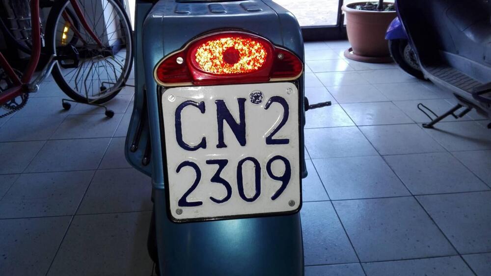 Isomoto ISOMOTO 125 scooter (4)