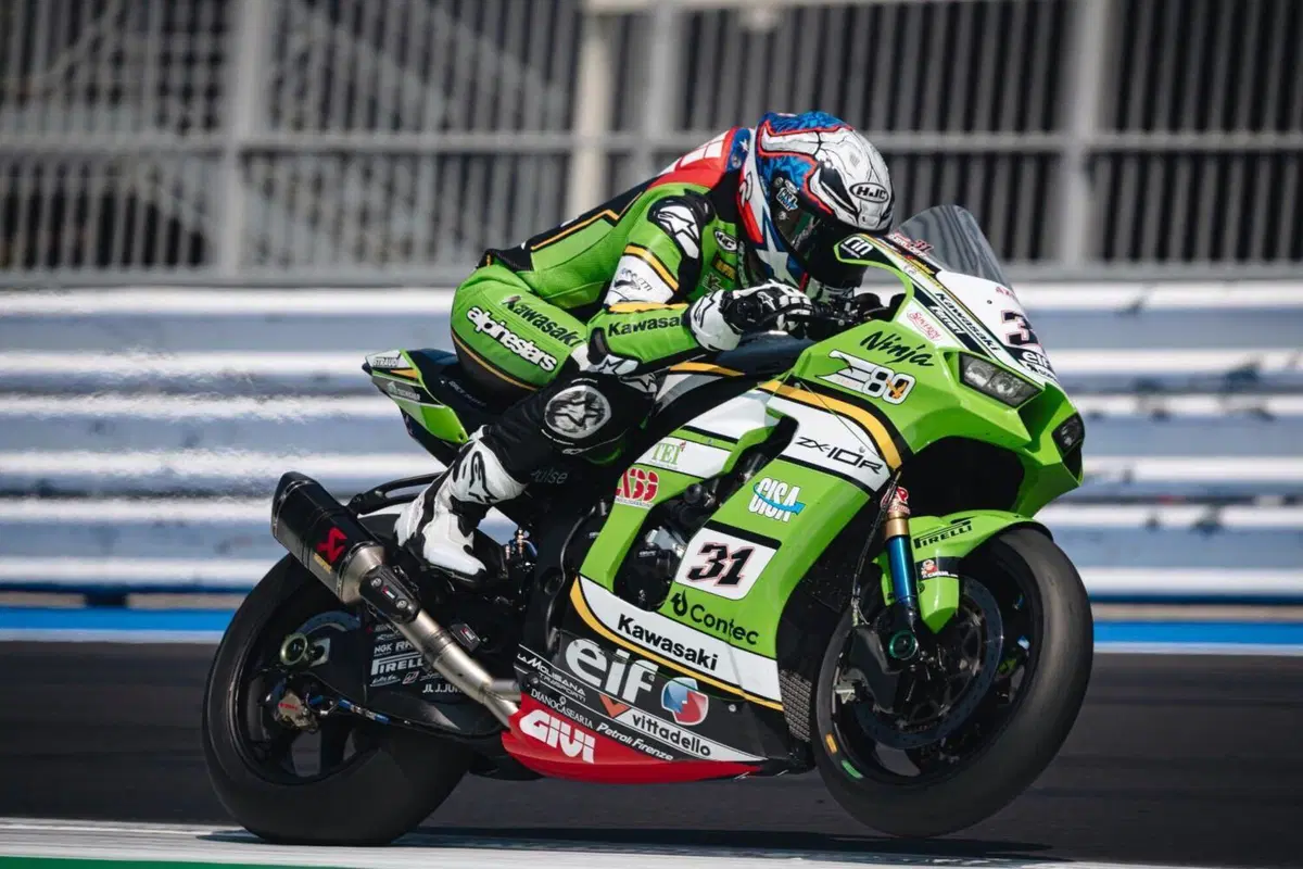 SBK 2025. GP d’Italia a Misano. Razgatlioglu: “Voglio vincere il secondo campionato con BMW prima di andare in MotoGP” (22)