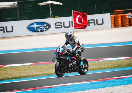 Razgatlioglu: “Voglio vincere il secondo campionato con BMW prima di andare in MotoGP”