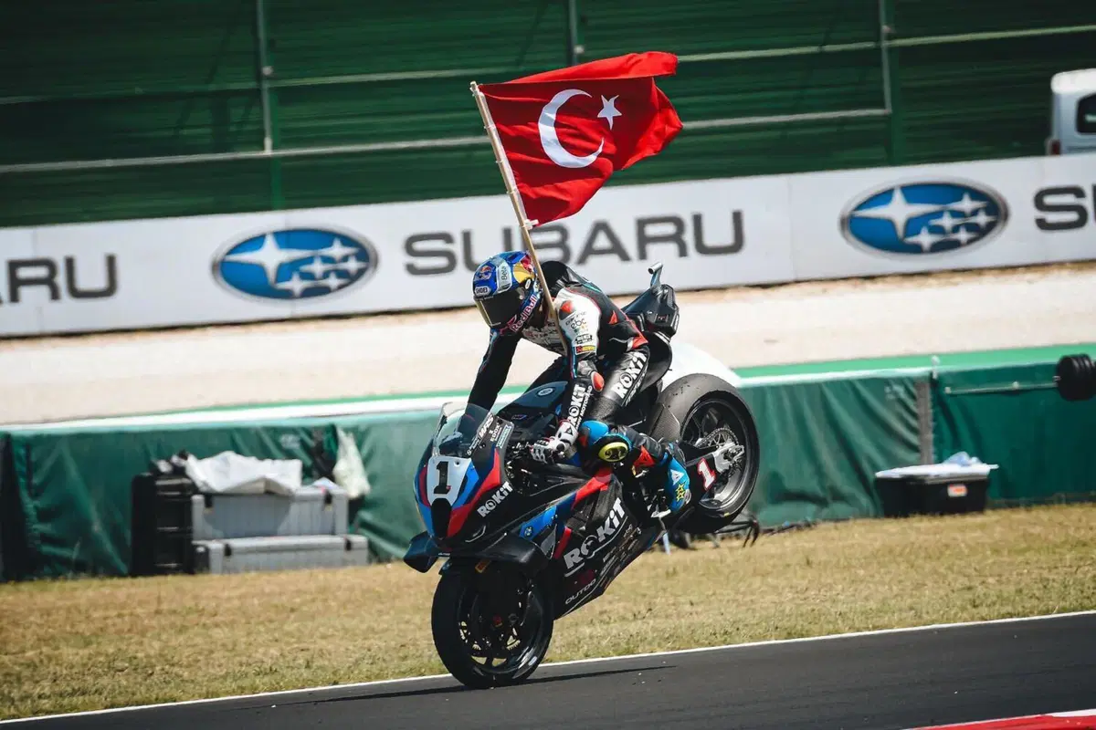 SBK 2025. GP d’Italia a Misano. Bulega: “Bassani non è venuto a chiedermi scusa e mi dispiace molto” (11)