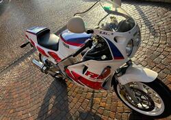 Yamaha FZR 1000 d'epoca