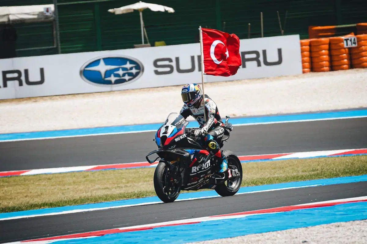 SBK 2025. GP d’Italia a Misano. Bautista: “Sarebbe stato inutile seguire Bulega quando mi ha sorpassato” (6)