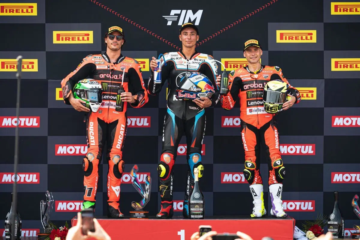 SBK 2025. GP d’Italia a Misano. Bautista: “Sarebbe stato inutile seguire Bulega quando mi ha sorpassato” (8)