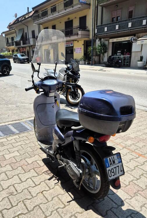 Aprilia Scarabeo 100 (1999 - 02) (3)