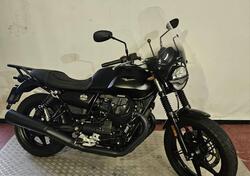 Moto Guzzi V7 Stone (2021 - 24) usata