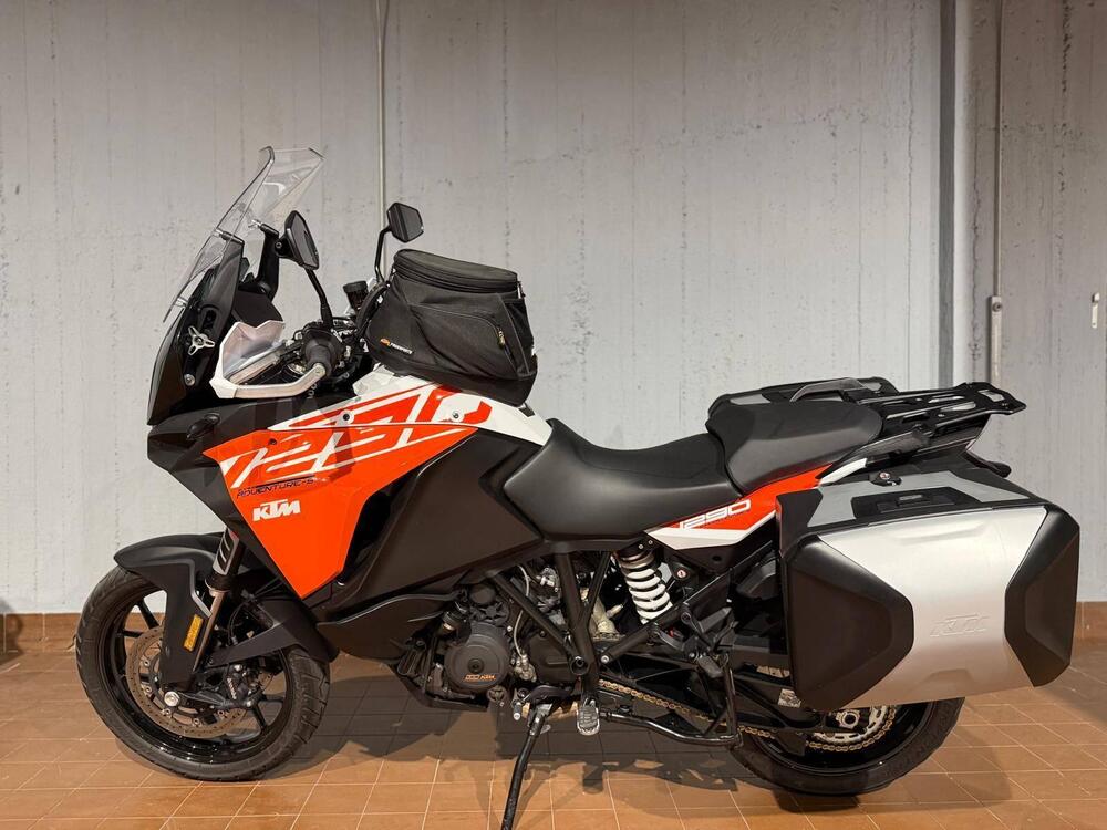 KTM 1290 Super Adventure S (2017 - 20) (2)