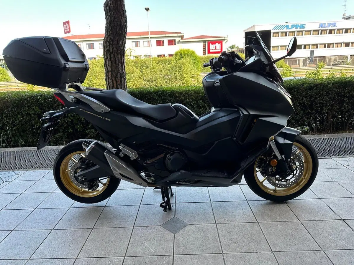 Honda Forza 750 DCT Special Edition (2024) (2)