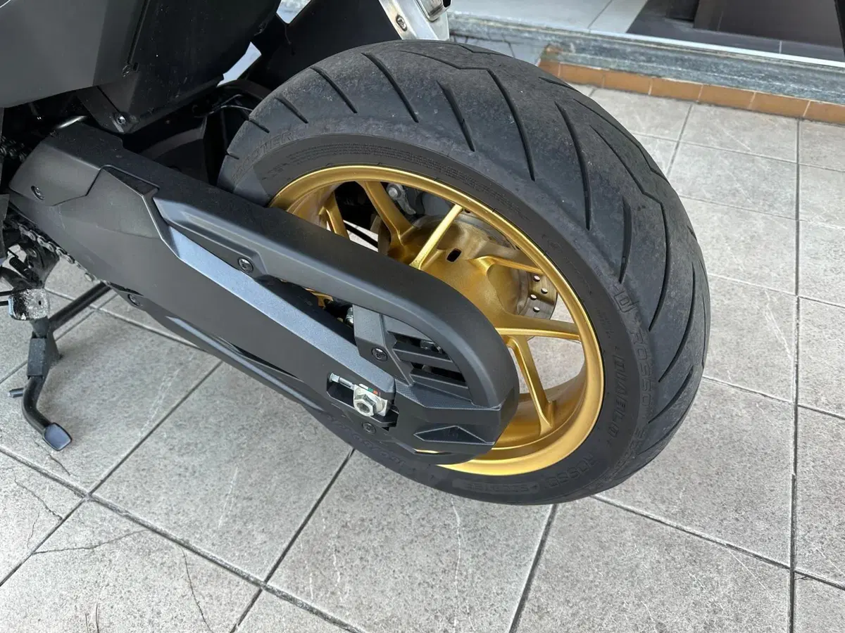 Honda Forza 750 DCT Special Edition (2024) (17)