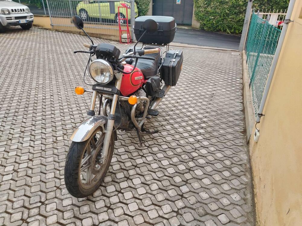 Moto Guzzi V35c 
