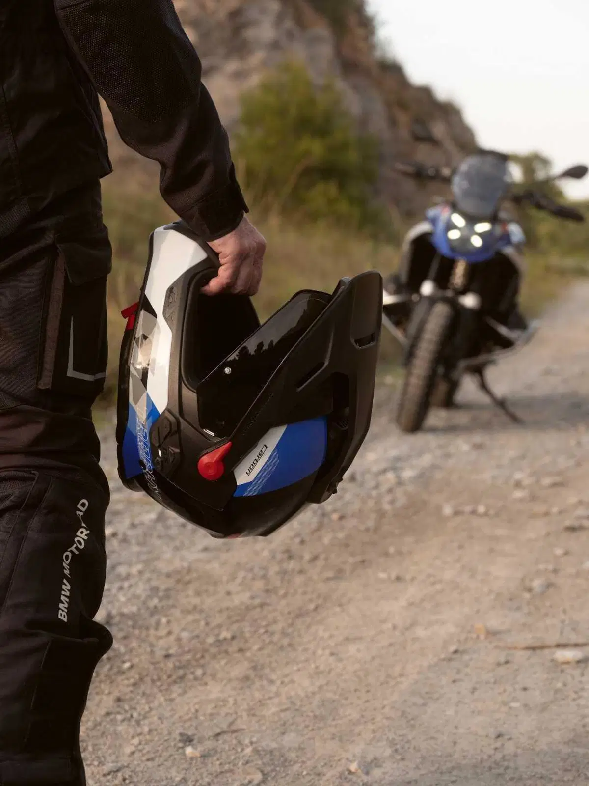 Casco BMW GS Rallye Carbon con ConnectedRide COM P1 GS (8)