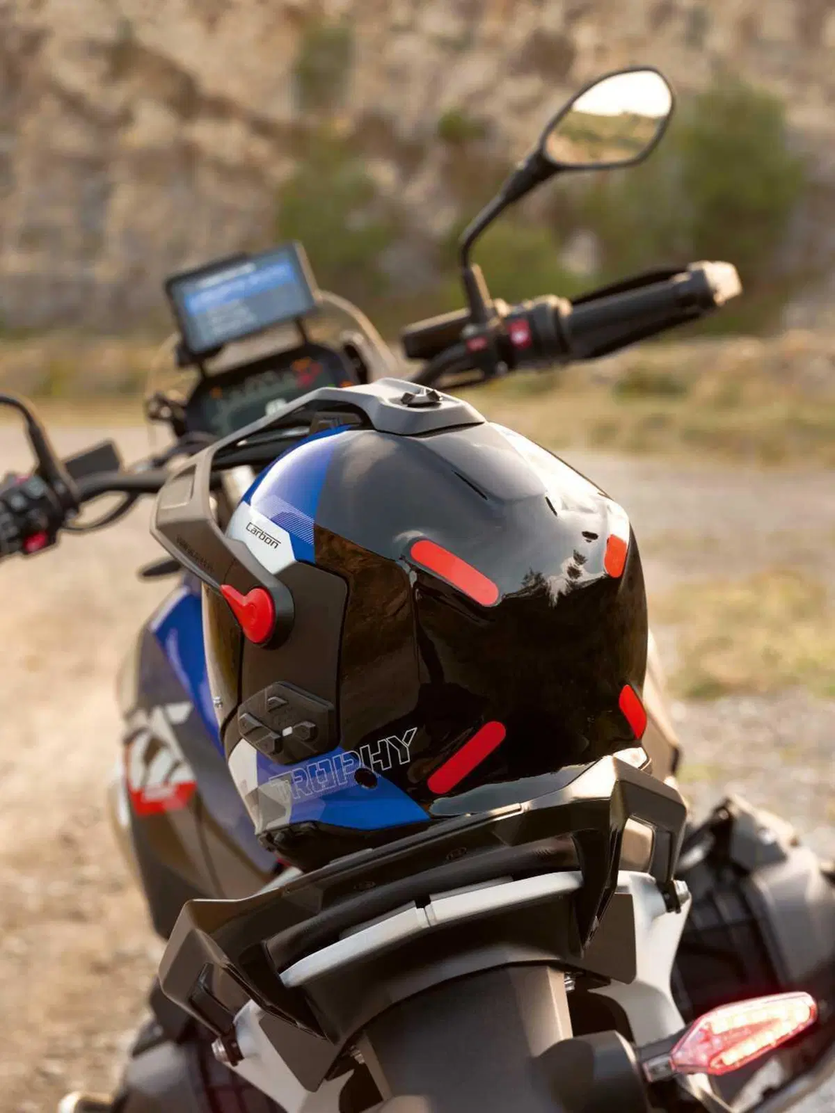 Casco BMW GS Rallye Carbon con ConnectedRide COM P1 GS (10)
