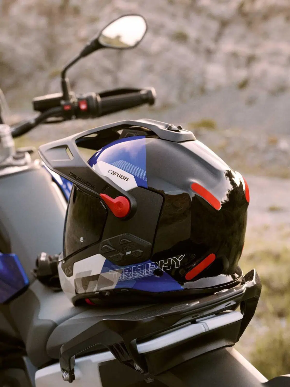 Casco BMW GS Rallye Carbon con ConnectedRide COM P1 GS (13)