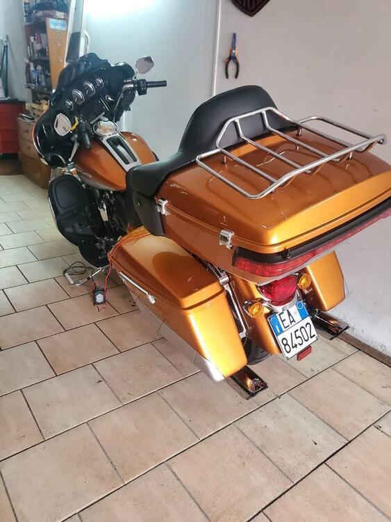 Harley-Davidson 1690 Electra Glide Ultra Classic (2014 - 16) - FLHTCU (2)
