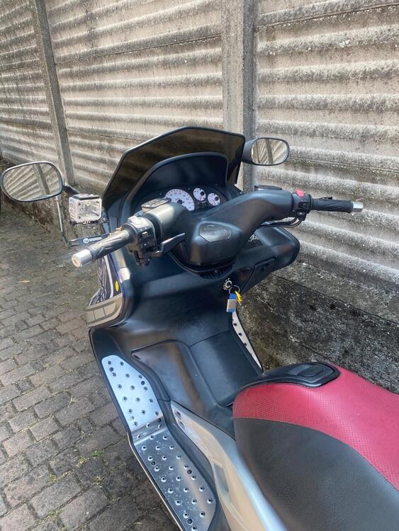 Yamaha T-Max 500 (2001 - 03) (3)