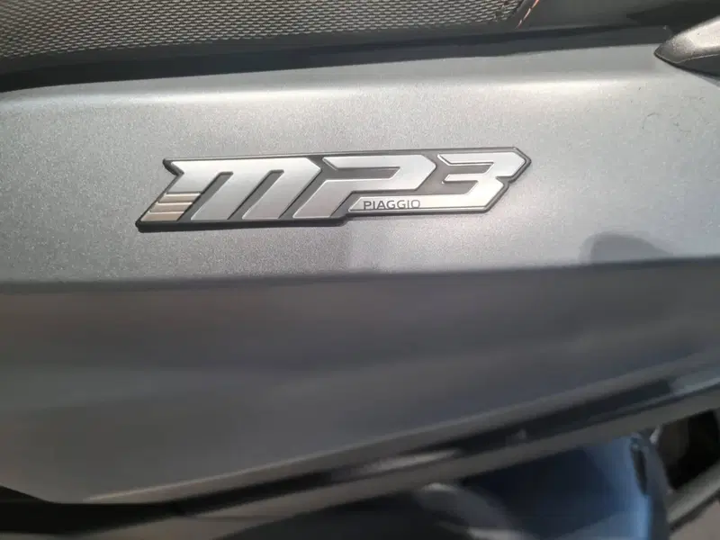Piaggio MP3 530 ABS Hpe (2023 - 24) (6)