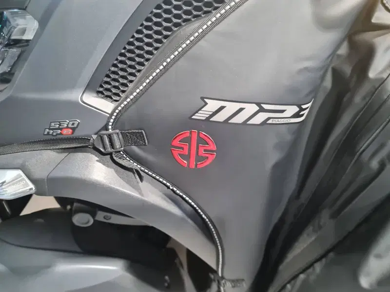 Piaggio MP3 530 ABS Hpe (2023 - 24) (7)
