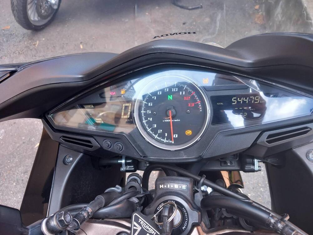 Honda VFR 800 F (2014 - 16) (4)
