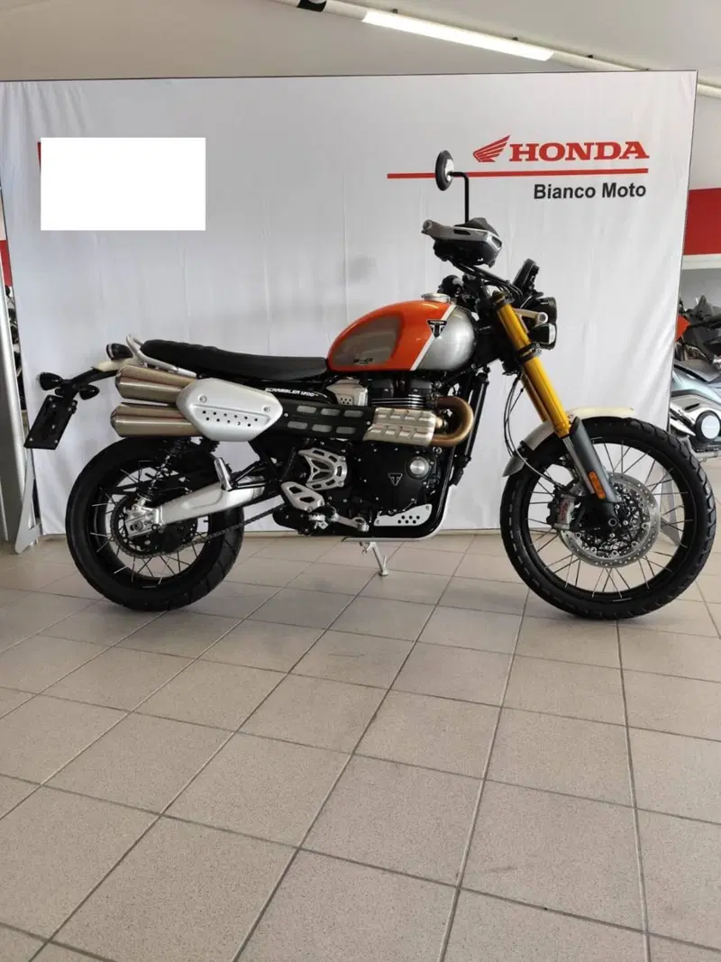 Triumph Scrambler 1200 XE Gold Line Edition (2021 - 22) (3)