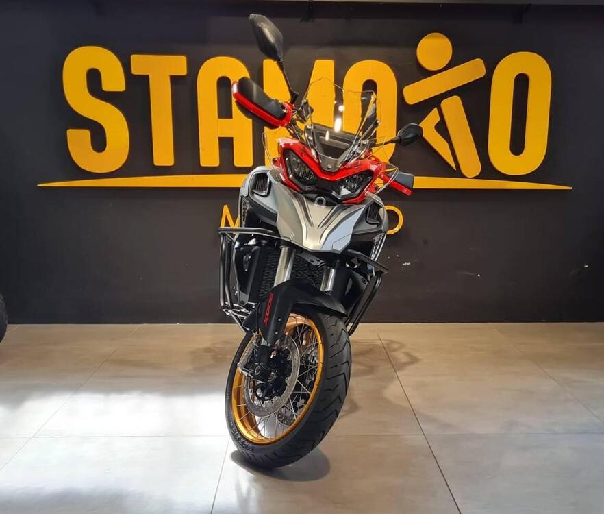 QJ Motor SRT 900 SX (2025) (3)