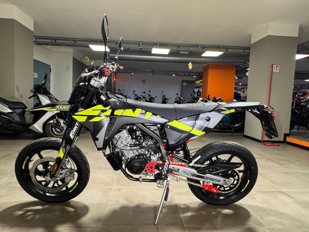 Fantic Motor XMF 125 Performance (2025) (4)