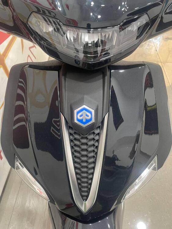 Piaggio Liberty 50 RST (2025) (4)