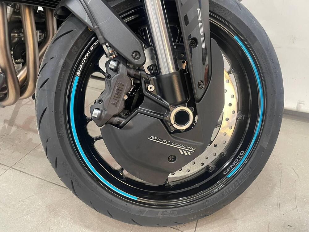 CFMOTO 675NK (2025) (4)