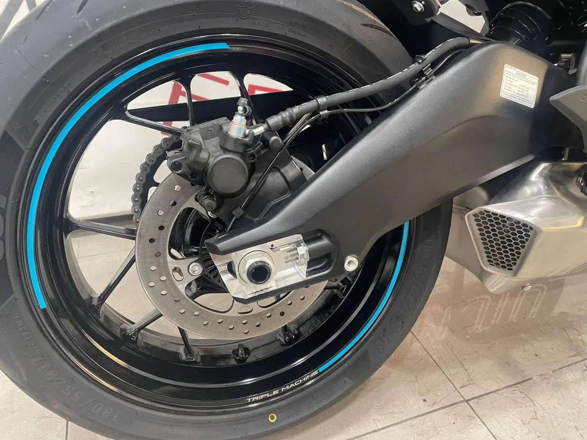 CFMOTO 675NK (2025 - 26) (6)