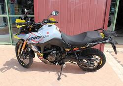 Suzuki V-Strom 800DE (2023 - 24) usata