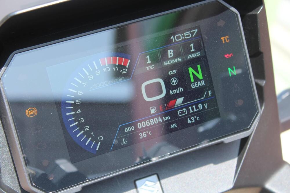 Suzuki V-Strom 800DE (2023 - 24) (2)