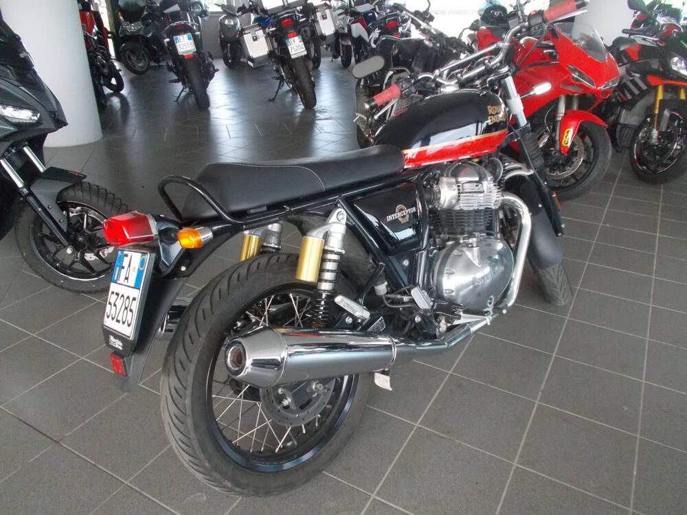 Royal Enfield Interceptor 650 (2021 - 25) (2)