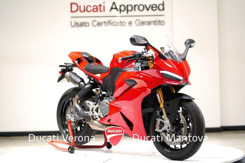 Ducati Panigale V2 S (2025) (2)