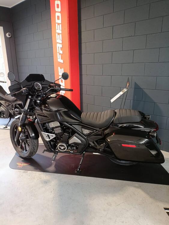 Moto Morini Calibro Bagger (2024 - 25) (4)