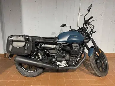 Moto Guzzi V7 III Stone (2017 - 20) usata