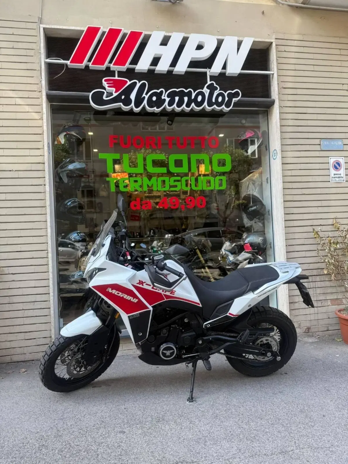 Moto Morini X-Cape 650 (2021 - 26) (2)