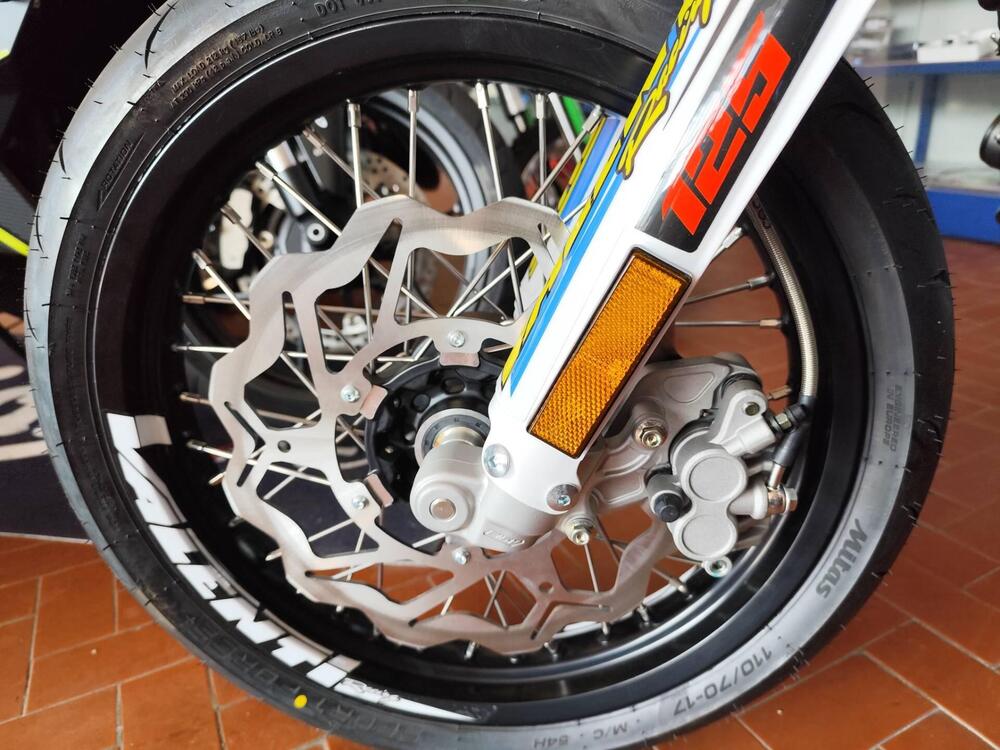 Valenti Racing SM 125 Z (2023 - 25) (4)