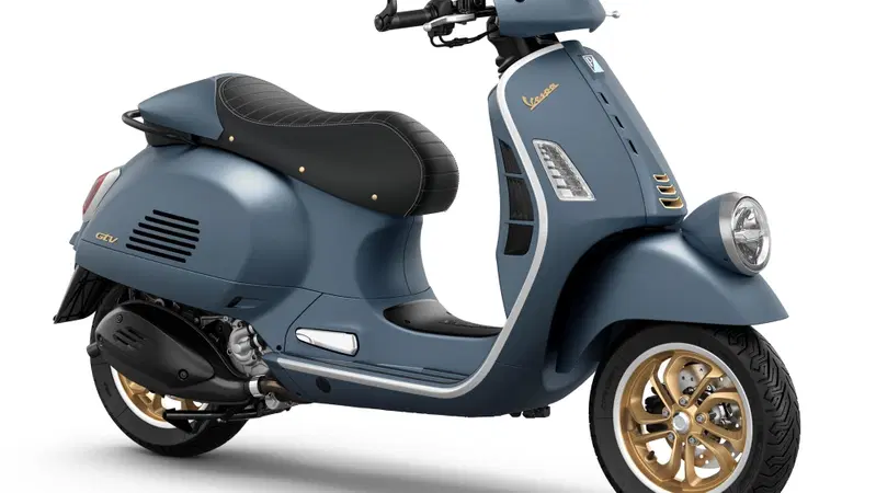 Vespa Officina 8: l'edizione speciale ispirata alle origini