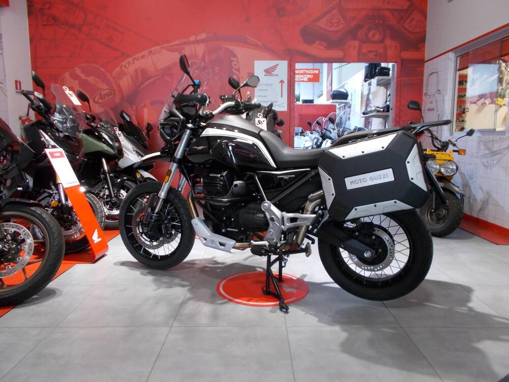 Moto Guzzi V85 TT Guardia d'Onore (2022 - 23) (5)