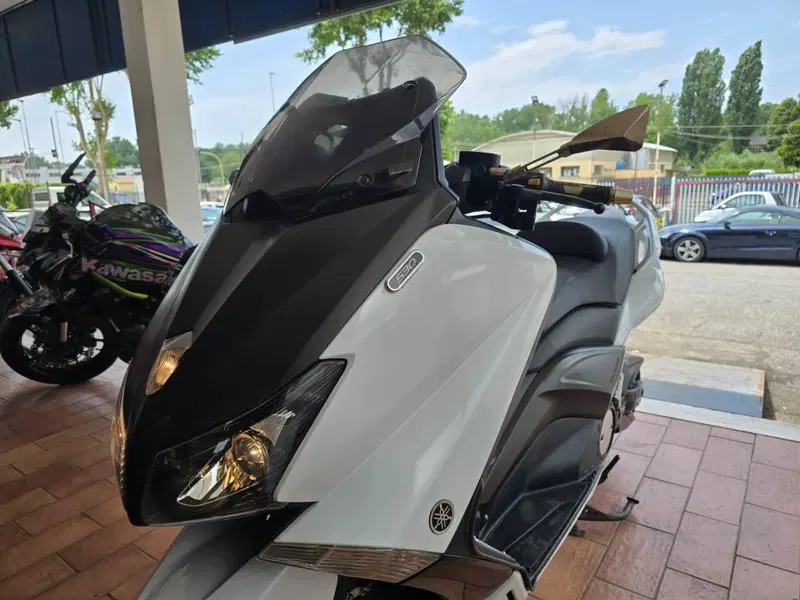 Yamaha T-Max 530 (2012 - 14) (6)