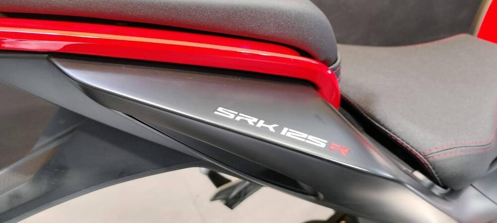 QJ Motor SRK 125 R (2025) (5)