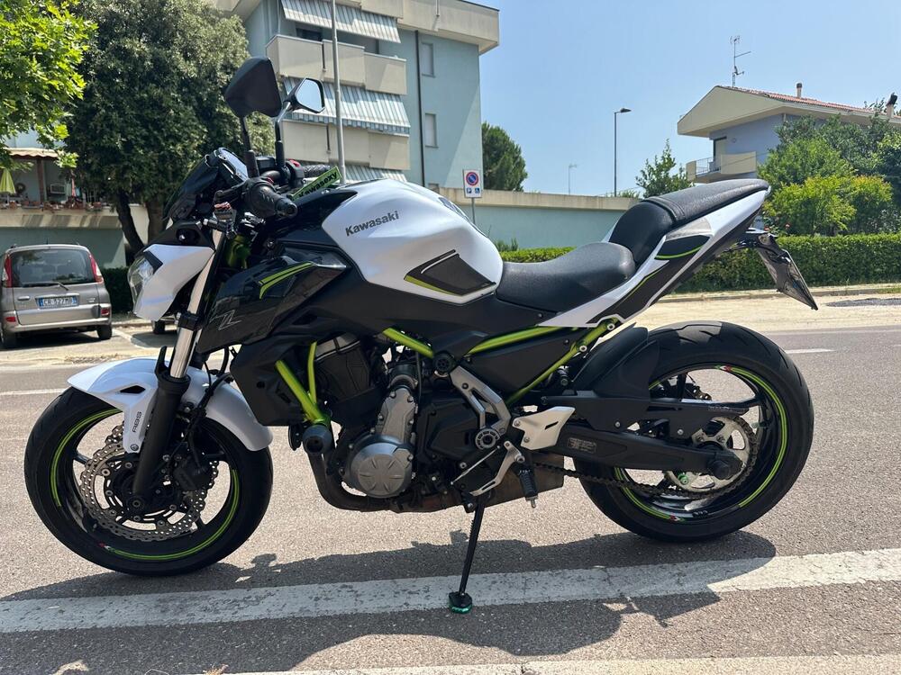 Kawasaki Z 650 (2017 - 19) (2)