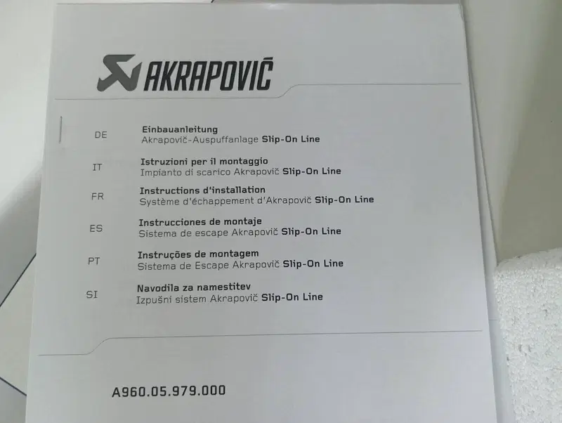 Akrapovic Slip‑On (2)