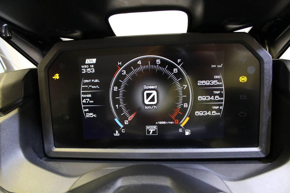 Yamaha T-Max 560 Tech Max (2022 - 24) (3)