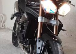 Triumph Speed Triple 1050 (2011 - 13) usata