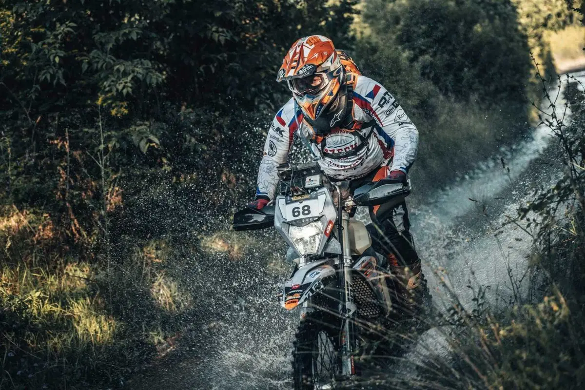 Rally-Raid. Alla conquista dell’Albania (Action) (3)