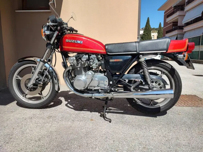 Suzuki GS 500E